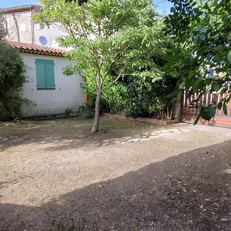 Holiday home Maison Conviviale Avec Jardin A Revest-Des-Brousses Galijasevici